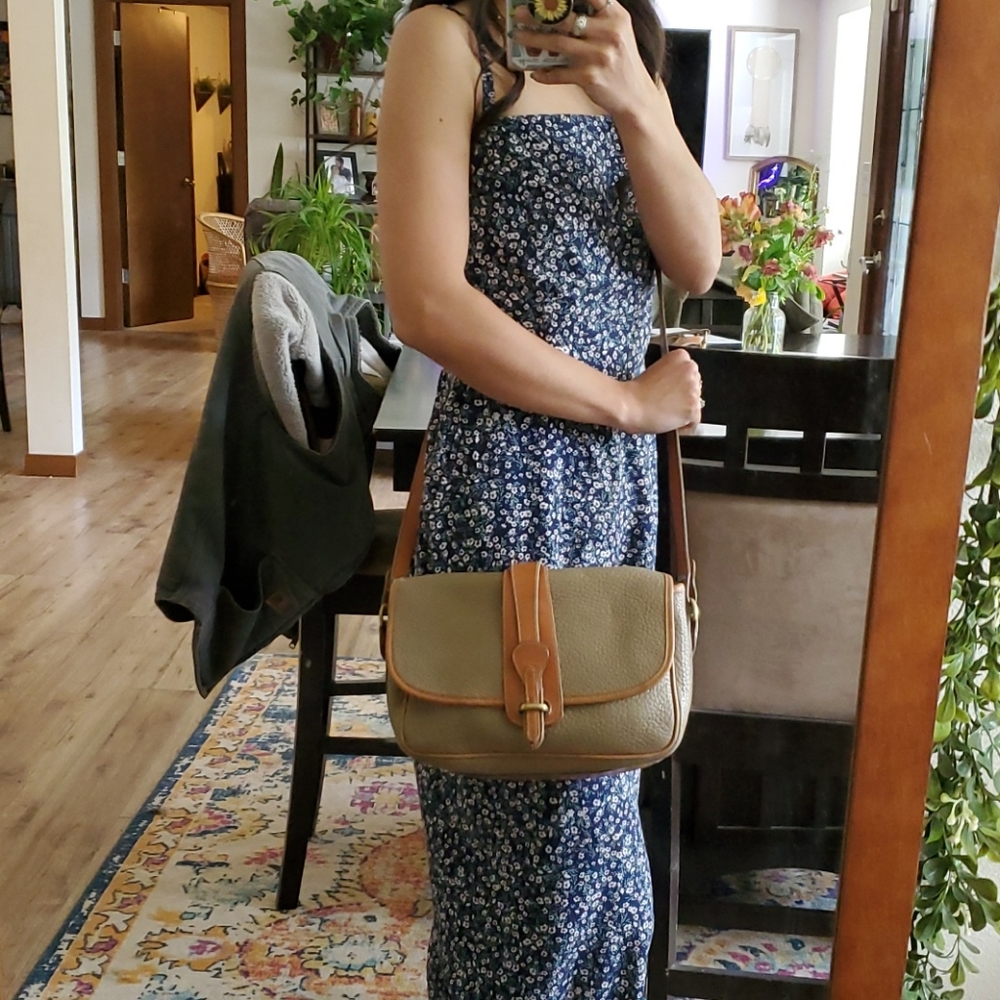 Vintage DOONEY AND BOURKE purse